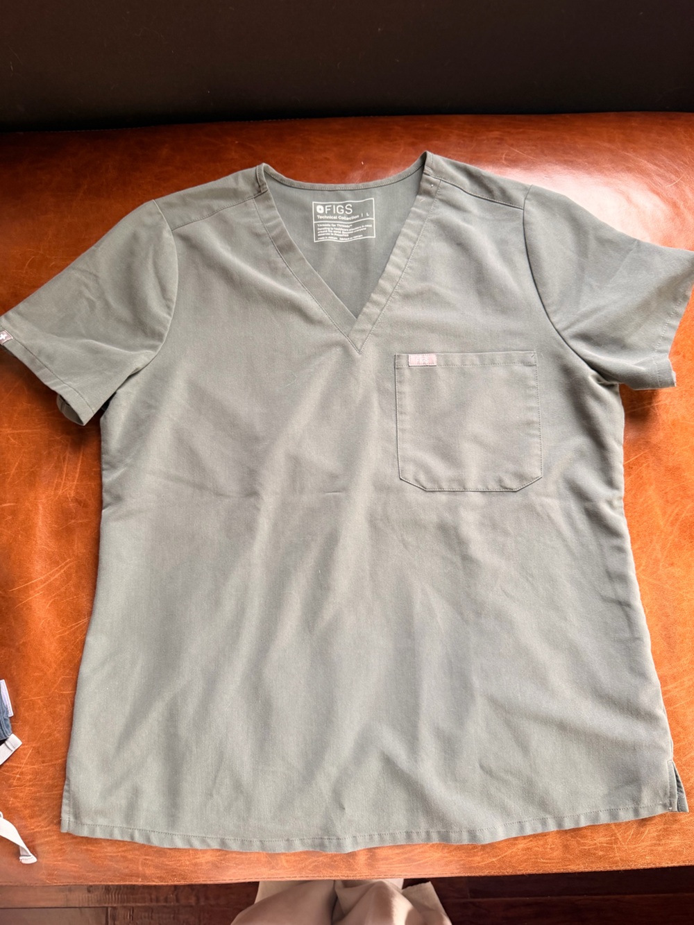 FIGS Casma Scrub Top Short Sleeve Gray Large